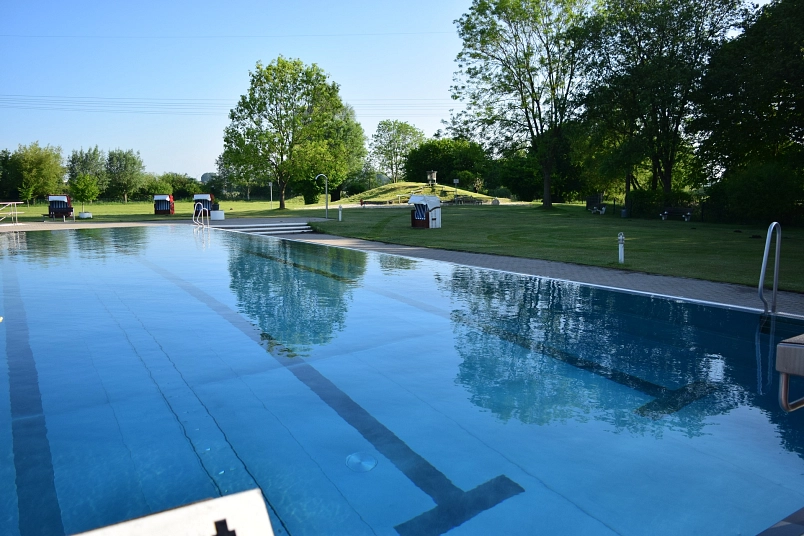 Freizeitbad Isums Schwimmbecken